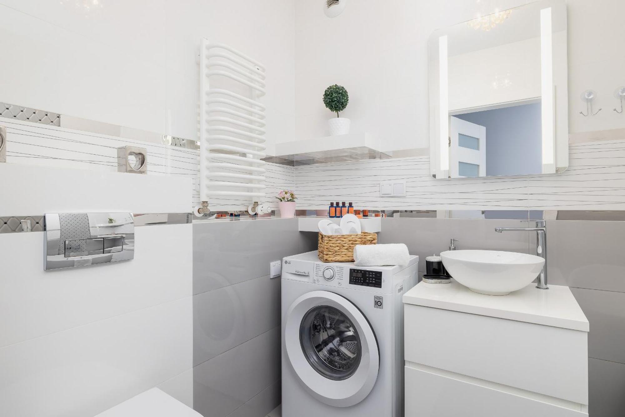 Cracow Pradnik Spacious & Family Apartment With 3 Bedroom By Renters Prestige Cracóvia Exterior foto