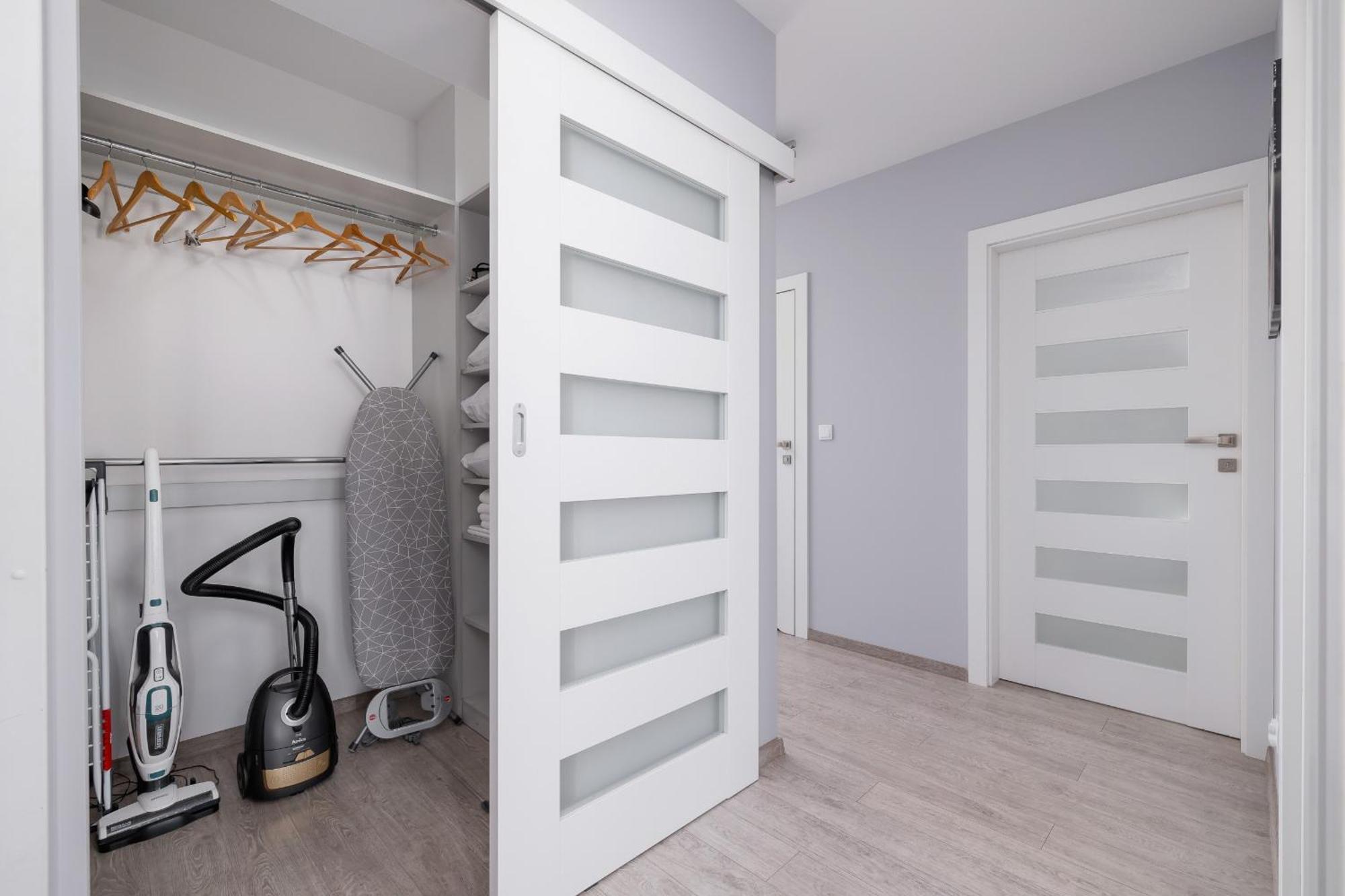 Cracow Pradnik Spacious & Family Apartment With 3 Bedroom By Renters Prestige Cracóvia Exterior foto